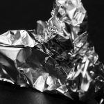 Wie gewöhnliche Folie stumpfe Scheren in scharfe Scheren verwandelt: Metallabriebtherapie